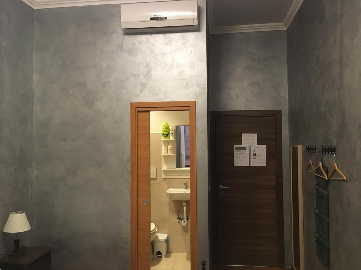 Rome Napoleone Rooms Εξωτερικό φωτογραφία