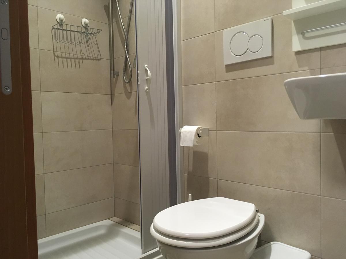 Rome Napoleone Rooms Εξωτερικό φωτογραφία
